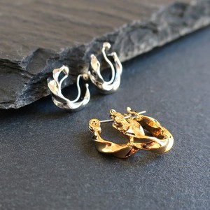 Clip-On Earrings Gold Post Earrings Simple Made in Japan