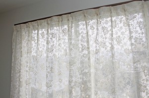 特価 在庫処分 綿混レースカーテン花柄 100×176 2枚組 アイボリー　日本製