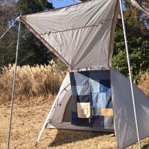 【新提案　テントのれん】デニムリメイクタイプ　　80cm×90cm