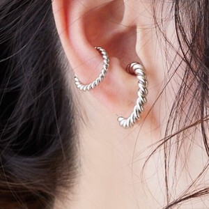 Clip-On Earrings Gold Post Earrings Ear Cuff Jewelry Simple Set of 2 Made in Japan