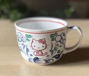 日本製　窯元直送　サンリオ「ハローキティ」×麦山窯　カフェオレボウル - Hello Kitty 藍（あお）