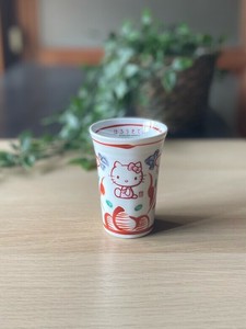 日本製　窯元直送　サンリオ「ハローキティ」×麦山窯　たんぶらー165ml - Hello Kitty 紅（あか）
