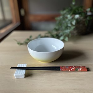 日本製　窯元直送　ほっこりボウル　吹付レモン色（強化磁器）【おうちカフェ おうちごはん】