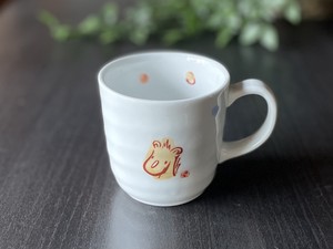 日本製　窯元直送　干支 子ども食器・マグカップ【午（うま）】