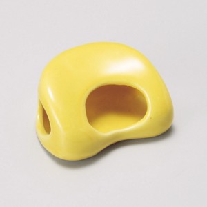 箸置き 黄輝勾玉箸衣 日本製 陶器 強化磁器