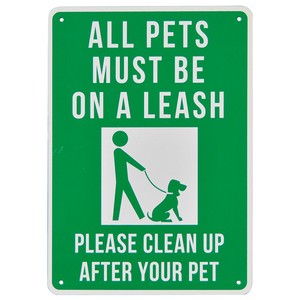 PLASTIC SIGN BOARD（CA-57：ALL PETS MUST BE ON A LEASH）  / プラスチックサインボード