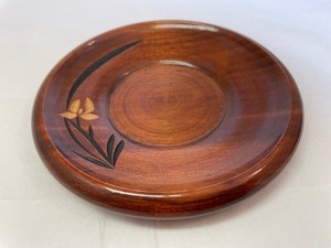 Y3-137　木製 茶たく　ラン彫り　単品 　Wooden tea bowl, single piece, carved with orchid「2022新作」