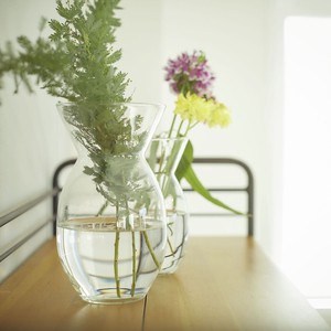 （高さ18cm・22cm）リューズガラス フラワーベース フレクシブル／リサイクルガラス 花瓶