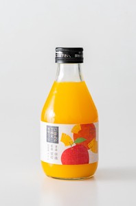 にほんのご馳走果実ジュース　3種（愛媛蜜柑、沖縄パイン、青森林檎）のミックスジュース