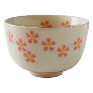花ちらし　白　碗形抹茶碗　美濃焼（日本製）