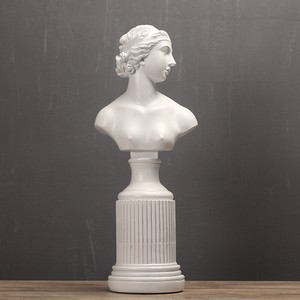 シンプルな黒と白の女神像 YMA519