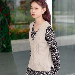 Sweater/Knitwear V-Neck Short Length