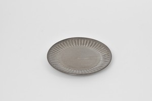 黒陶シノギ15cm丸皿アイボリー 灰系 洋食器 丸中皿 日本製 美濃焼 おしゃれ モダン