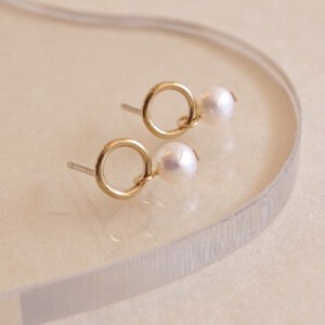 〔14kgf〕miniサークルパールピアス (pearl pierced earrings)