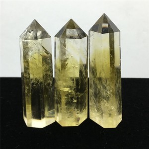 天然水晶単尖水晶柱六角形生石磨かれたエネルギー石飾り CLA039