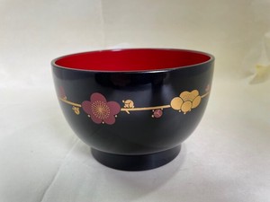 YR3-21　丼椀　黒　梅　Bowl, black, plum
