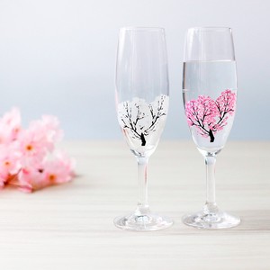 Wine Glass Changes with temperature Made in Japan