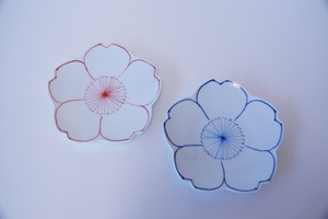 【在庫限り】花紋　桜型　5寸皿