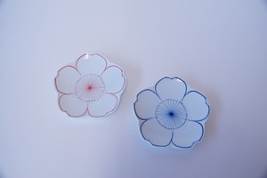 【在庫限り】花紋　桜型　4寸皿