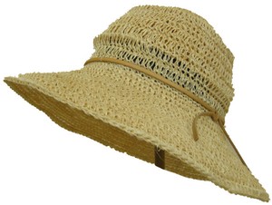 Capeline Hat 2-colors