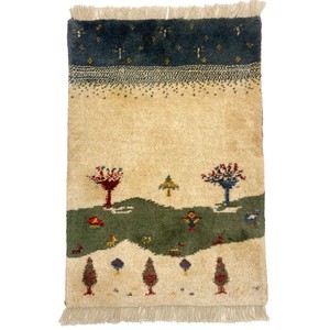 ギャッベ　ペルシャ　シラーズ　手織　絨毯　約60x90cm　ウール100％　ナチュラル　マット