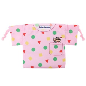 【巾着袋】クレヨンしんちゃん パジャマ型きんちゃくポーチ ピンク