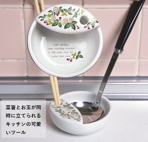 ストロベリーお玉立て・1個　日本製　スタンド　調理器具・小物