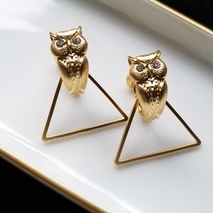 Clip-On Earrings Gold Post Earrings earring Animals Owl Animal Made in Japan