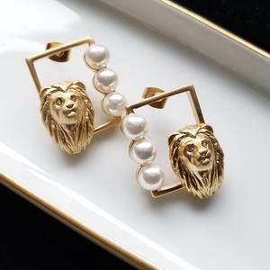 Pierced Earrings Gold Post Stainless Steel Animals Lion LION Made in Japan