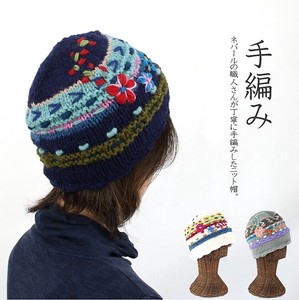 「2022秋冬新作」花刺繍入り　手編み帽子