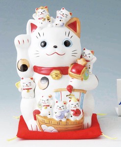 Animal Ornament MANEKINEKO Porcelain