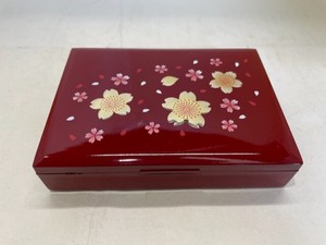 R411-43　カードケース　朱塗　福桜　Card case, Shu-nuri, Fukusakura