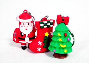 サンタクロースとツリーとブーツ、クリスマス【ラバー立体キーホルダー】