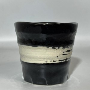 黒釉刷毛目　焼酎ロック碗　【日本製  陶器  瀬戸焼】