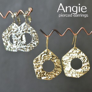 【Angie】 ウェーブリンクルヘキサゴン 真鍮メッキコーティング ピアス／イヤリング 2色展開4タイプ。