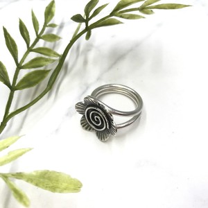 Silver-Based Plain Ring sliver Rings Flowers