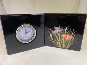 R412-12　屏風時計（小）黒塗　アイリス　Folding screen clock (small), black lacquered, Iris