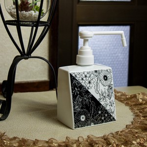 Dehumidifier/Sanitizer/Deodorizer Hand Soap Dispenser Arita ware Made in Japan