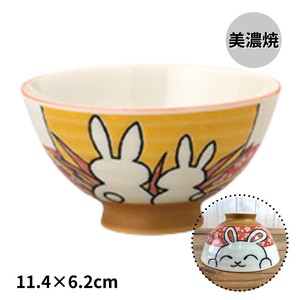 花見うさぎ 飯碗(中)茶碗 日本製 美濃焼 陶器