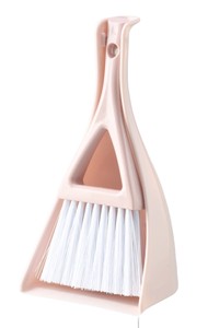 Broom/Dustpan Pink Bird
