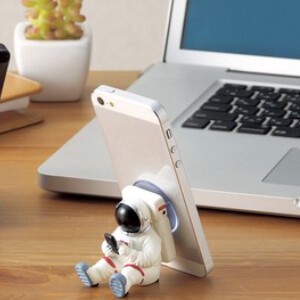 Phone Stand/Holder Mini Polar Bear Phone Stand Astronauts