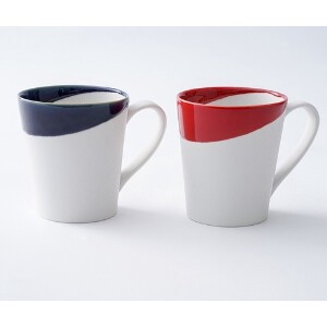 【有田焼】つき立マグカップ（大）　蒼スノーとレッドスノーのペアセット 日本製 フリーカップ