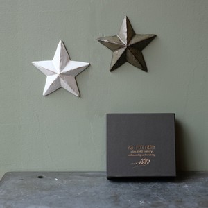 Object/Ornament Star Pottery