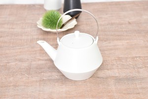 Mino ware Japanese Teapot Earthenware White Tea Pot Made in Japan