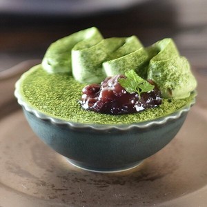 印花グリーンマット小鉢 緑系 洋食器 丸型ボール 日本製 美濃焼 カフェ風 おしゃれ モダン