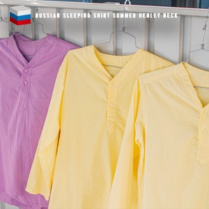 【デッドストック】ロシア スリーピングシャツ サマー ホワイト ヘンリー釦タイプ 染2色