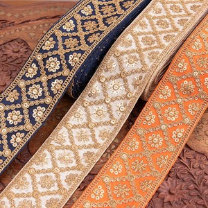 【全7色】 チロリアンテープ　メーター売 - 金糸が美しい　更紗模様のゴータ刺繍〔幅:約5.8cm〕 - ハンデラ