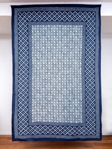 マルチクロス - ろうけつ染め風　伝統模様〔138cm×212〕大きな布