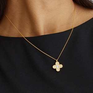 Gold Chain Necklace Pendant Clover Jewelry Flowers Ladies' Made in Japan
