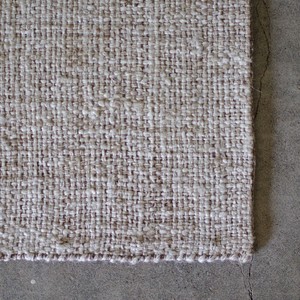【天然繊維の手織りラグ】ラグマット　絨毯　自然素材　ウール　コットン　ホワイトベージュ